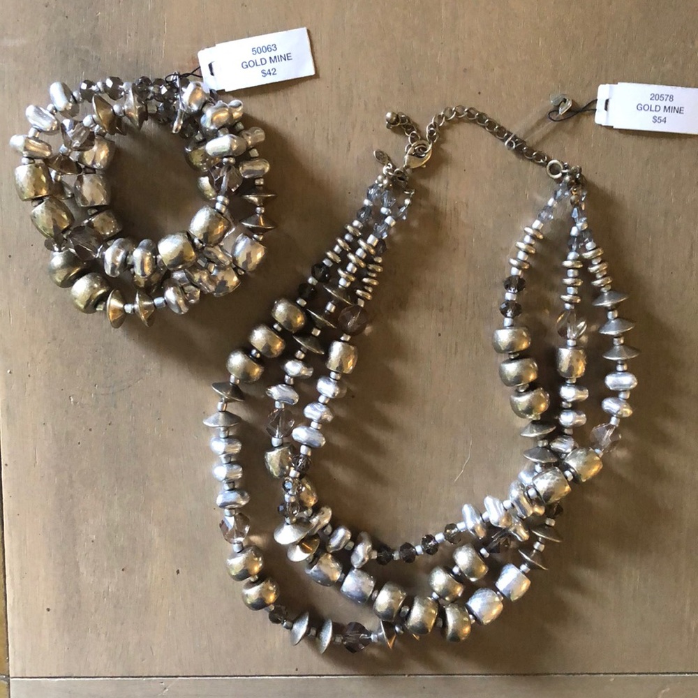 Necklace and Bracelet Set